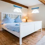 Holiday home Der Historische Silberhof Von 1856 *